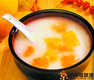 食疗丰胸吃什么 推荐5款常见有效的丰胸食谱