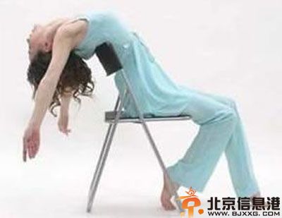 最有效丰胸运动方法推荐 简单几招轻松助你提升事业线