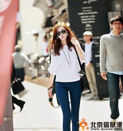 大龄女人如何穿衣减龄 告诉你什么服装搭配减龄