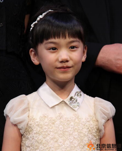 曝日本童星芦田爱菜个人资料家庭背景 其年薪1千万引关注