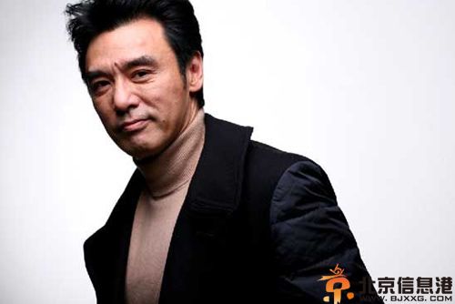 钟镇涛前妻章小蕙个人资料 老婆是谁将取小19岁妻范姜