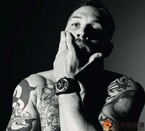 全球最性感男星汤姆·哈迪身高肌肉 其个人资料照片引关注