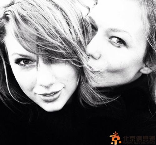 泰勒斯威夫特出柜了吗 与卡莉克劳斯同居被疑同性恋