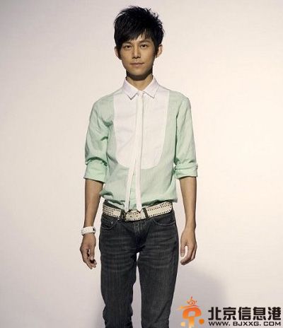 何炅结婚了吗疑老婆王菁照片被揭 传跳槽央视内幕曝光