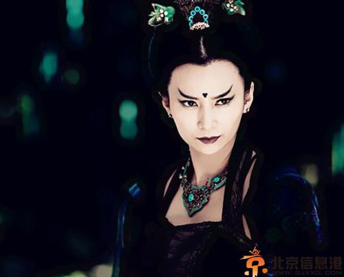 演员唐熙个人资料微博图片 新济公活佛中饰鬼面观音引关注