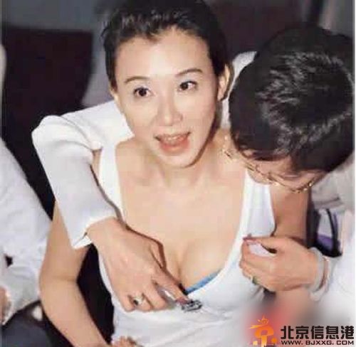 疑萧蔷整容失败前后对比照 萧蔷春光外泄凸点图片揭个人资料