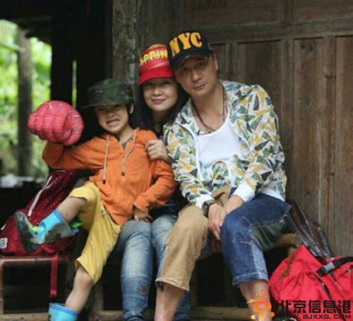 吴镇宇有女儿吗BBgirl是谁 吴镇宇妻子王丽萍近照正面照