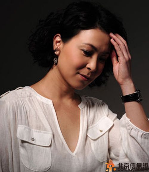 苏玉华老公是谁揭个人资料 曾大胆挑战床戏被传三级片