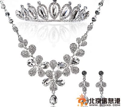 结婚首饰三件套是什么 如何准确挑选三件套