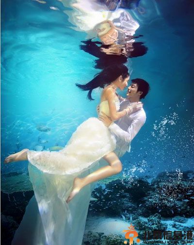 教你水下婚纱照怎么拍好看 美美水下婚纱照赏析