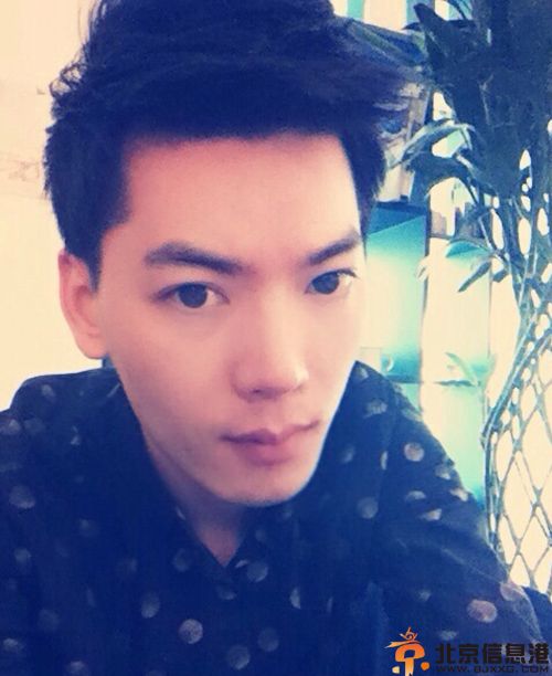 中国好声音简红微博个人资料 歌曲矜持遭淘汰泡沫受好评