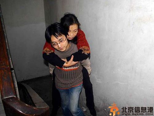 刘霆为什么想做女生 揭变性人刘婷我是<a href='http://www.bjxxg.cn/health/liangxing/' target='_blank'><u>女人</u></a>女装照片及近况