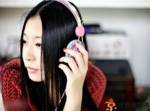 中国好声音uta悬铃木微博资料 痛并快乐着淘汰被呼重返好声音