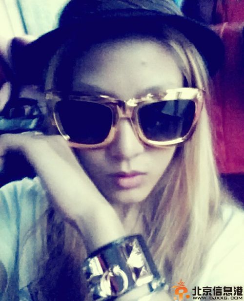 中国好声音RivaBee莉娃微博个人资料照片 歌曲没时间后悔受好评