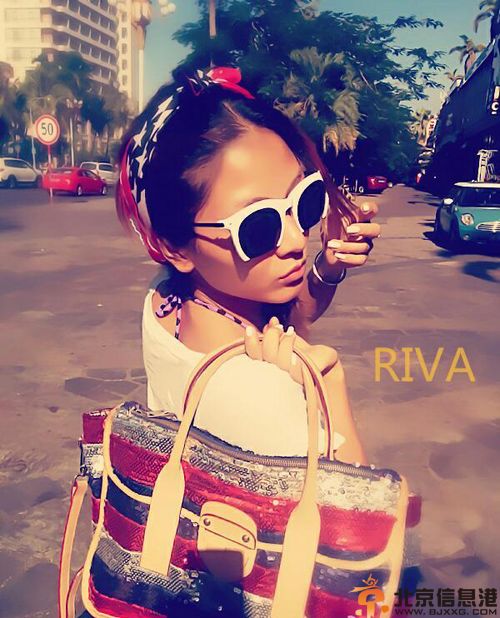 中国好声音RivaBee莉娃微博个人资料照片 歌曲没时间后悔受好评