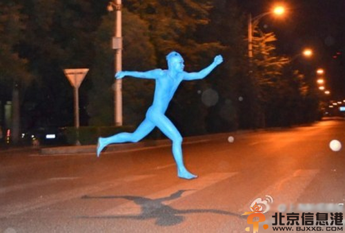 <a href='http://www.bjxxg.cn/news/beijing/' target='_blank'><u>北京</u></a>裸奔哥厉槟源个人资料微博 厉槟源作品照片遭扒