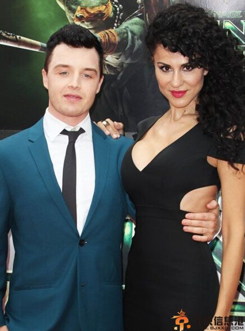 揭Noel Fisher女友Layla Alizada资料 无耻家庭诺尔费舍已订婚