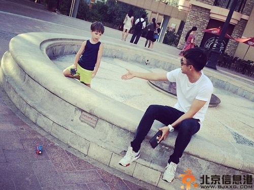 李茂女朋友是谁揭个人资料微博 深爱食堂受好评生活照曝光