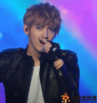 吴亦凡退队解约原因微博曝光 吴亦凡被打事件再被牵出