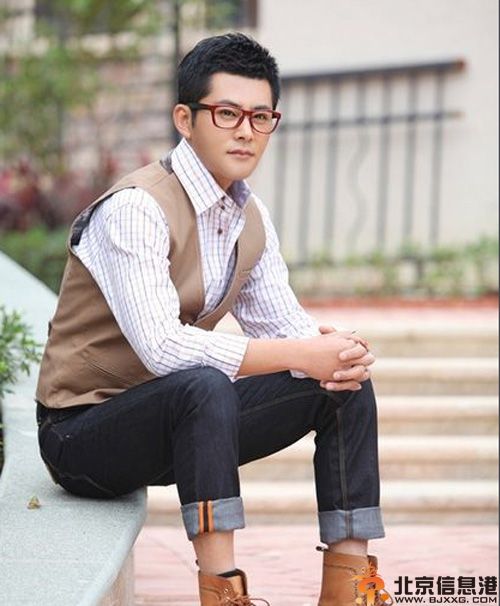 宗峰岩个人资料微博照片 演过的电视剧老婆是谁引关注