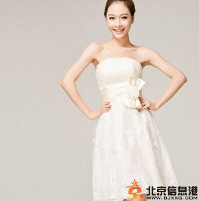 伴娘礼服搭配图片 为婚礼增添亮点