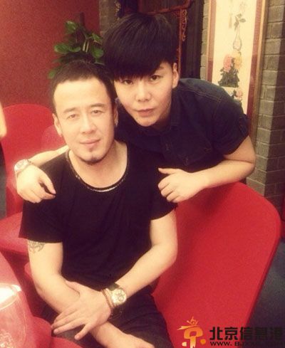 好声音戎琦资料微博离开地球表面被赞