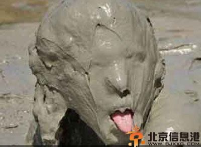 二货汪星人的搞笑图片 洗澡后的汪好性感