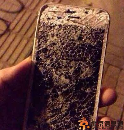 搞笑图片笑死人 这是光头人面像吗