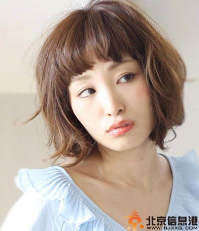 2014年韩式卷发发型图片 可爱少女约会发型