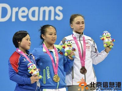 蒋惠花个人资料照片 16岁举重小将夺青奥会首金
