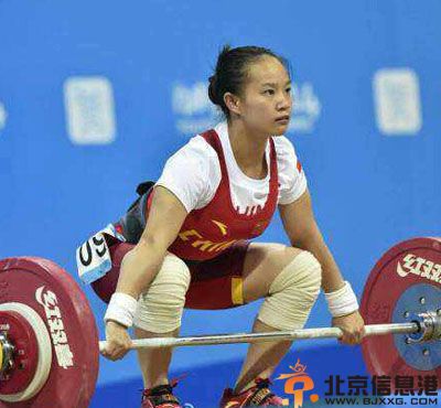 蒋惠花个人资料照片 16岁举重小将夺青奥会首金