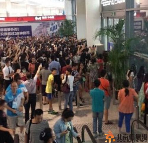 exo工作人员南京机场打人事件真相 揭现场图片