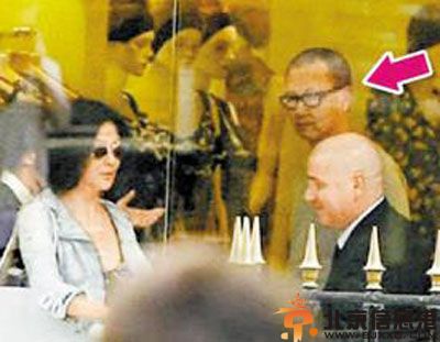 关之琳现任男友陈泰铭个人资料 公开场合齐亮相