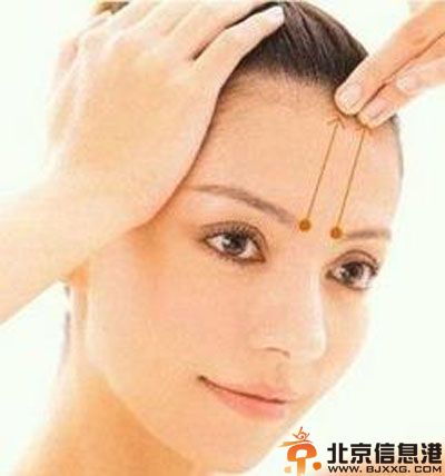 教你怎么按摩减少抬头纹 让你轻松赶走抬头纹