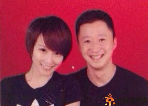 结婚登记照片尺寸要求 结婚登记照片可以化妆吗