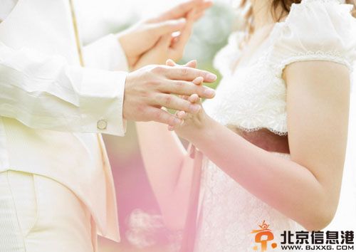 结婚邀请短信模板大全 搞笑温馨开启浪漫婚礼