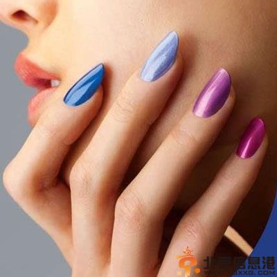 全套美甲工具有哪些 爱指甲就从选购工具开始