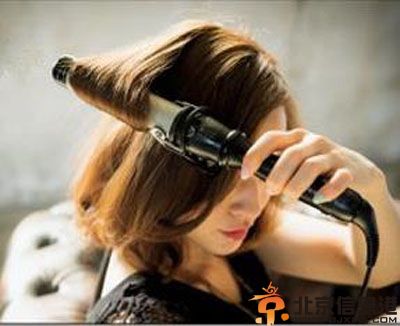 DIY女士中长发发型图片 4步让你瞬间变女神