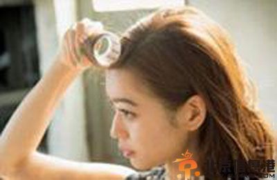 DIY女士中长发发型图片 4步让你瞬间变女神