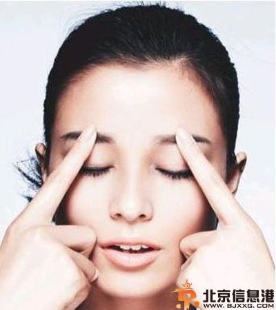 简单有效去眼袋方法推荐 教你怎么做去除眼袋