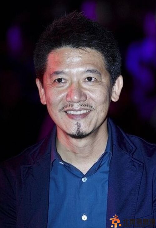 柯震东父亲是谁 柯义浤曾陪儿子出演那些年