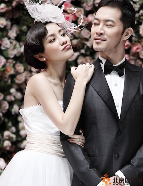 沙溢老婆胡可个人资料 二胎产子揭儿子近照