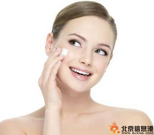 油脂分泌旺盛怎么办 清洁洁肤是关键