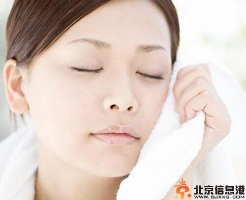 学会洗脸的正确方法 有利于肌肤健康