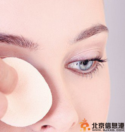 粉扑怎么用好 4个步骤教你洁面精致又简洁