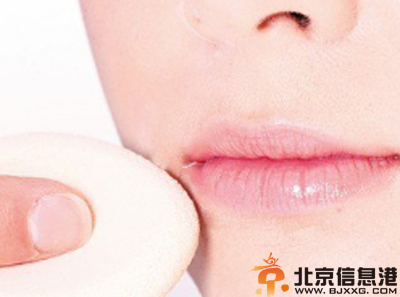 粉扑怎么用好 4个步骤教你洁面精致又简洁