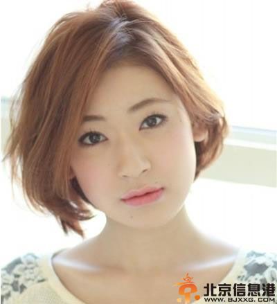 解析圆脸适合什么发型 变成小V脸不是梦