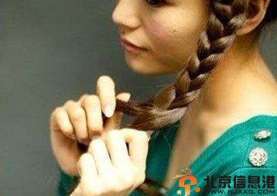 赏析韩式花苞头扎法图解 让你轻松变甜美小公主