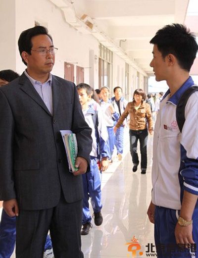 电视剧穷孩子富孩子分集剧情介绍演员表1-33全集大结局