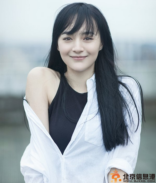 北影校花李依伊个人资料微博 整容男友是谁揭秘
